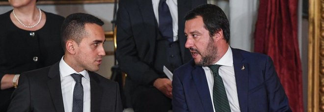 La frenata di Salvini: «Nessun golpe non sono un sequestratore» La frenata di Salvini: «Nessun golpe non sono un sequestratore»