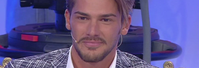 U&D, Paolo e la doppia uscita con Marianna e Angela. Sara fra le critiche ritenta con Lorenzo U&D, Paolo e la doppia uscita con Marianna e Angela. Sara fra le critiche ritenta con Lorenzo