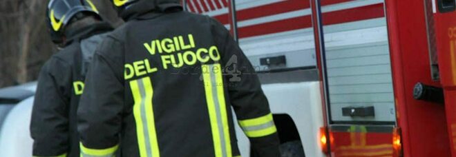 Incendio in una palazzina Ater di Ceccano, una decina di famiglia evacuate