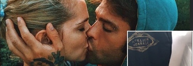 Matrimonio Ferragnez: Fedez vestirà Versace, Chiara Ferragni in Dior: «ho l'abito dei miei sogni» Matrimonio Ferragnez: Fedez vestirà Versace, Chiara Ferragni in Dior: «ho l'abito dei miei sogni»