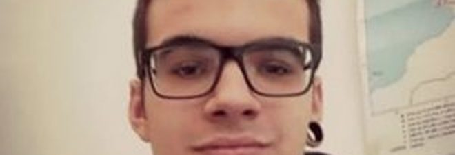 Nicola, scomparso a Trento
Il corpo del 18enne trovato
senza vita, è giallo