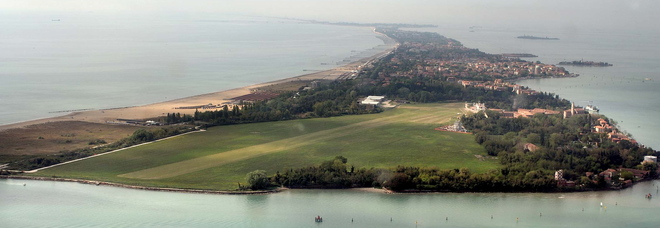 Panoramica dell'aeroporto Nicelli di Lido Panoramica dell'aeroporto Nicelli di Lido