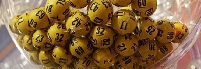 Lotto, le estrazioni di oggi
e tutti i numeri vincenti
del concorso Superenalotto