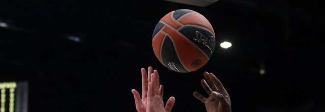 Razzismo, «Negro di m...»:
il cestista reagisce
e viene espulso
