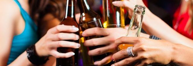 In spiaggia con le amiche
e la vokda, collassa
una ragazzina di 15 anni