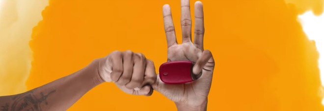 Nasce 'Pebble', la sigaretta che non è una sigaretta: ecco come funziona -Guarda Nasce 'Pebble', la sigaretta che non è una sigaretta: ecco come funziona -Guarda