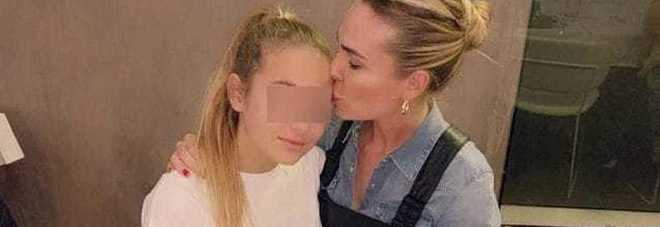 Ilary Blasi, la figlia Chanel Totti compie 12 anni. Foto su Instagram e il dettaglio impossibile da nascondere