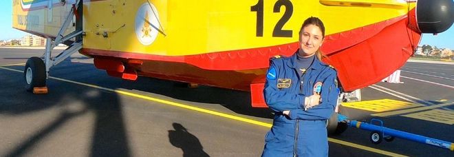 Giulia Grigoletti, pilota Canadair: «Spengo incendi come un uomo»
