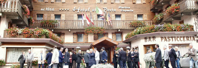 Lo storico Hotel Posta di Caprile, della famiglia Pra' Lo storico Hotel Posta di Caprile, della famiglia Pra'