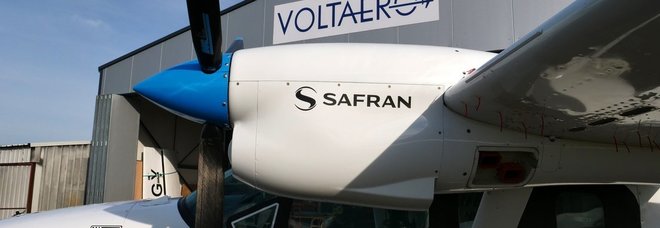 Testato con successo un futuristico aereo elettrico ibrido - VIDEO Testato con successo un futuristico aereo elettrico ibrido - VIDEO