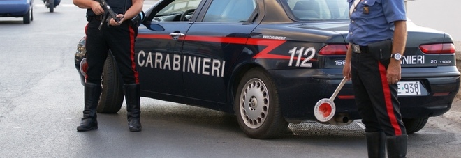 Giovane pestato dal branco
Un regolamento
di conti per fatti di droga