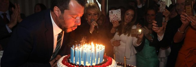 Conte rinvia ma la Tav va avanti Salvini: non si blocca Conte rinvia ma la Tav va avanti Salvini: non si blocca