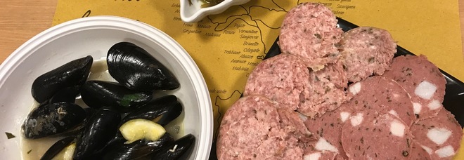Lo sprint dei paccasassi
la pianta che cresce
tra gli scogli sotto il Conero