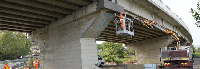 Rischio di caduta calcinacci
dal viadotto della Variante:
operai subito al lavoro