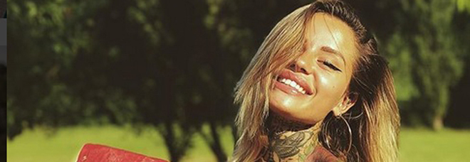 Ecco Zoe Cristofoli, la nuova
fidanzata di Fabrizio Corona:
«E' la "Tigre di Verona"»