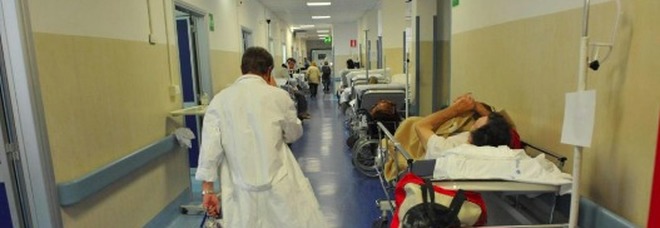 Si sveglia dal coma dopo 12 anni e trova la mamma 75enne al suo capezzale: «Lo ha accudito giorno e notte» Si sveglia dal coma dopo 12 anni e trova la mamma 75enne al suo capezzale: «Lo ha accudito giorno e notte»