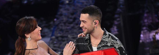 Mahmood: «Gli attacchi mi fanno solo ridere. Ultimo? Ha 23 anni...» Mahmood: «Gli attacchi mi fanno solo ridere. Ultimo? Ha 23 anni...»