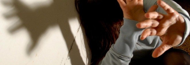 Tentò di violentare
due vicine di casa:
imbianchino a giudizio
