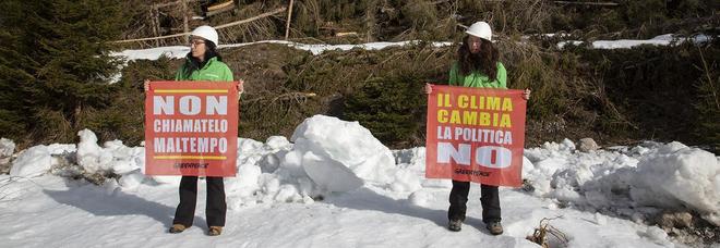 Clima, domani lo sciopero: studenti in corteo in 182 piazze. Ecco le manifestazioni città per città Clima, domani lo sciopero: studenti in corteo in 182 piazze. Ecco le manifestazioni città per città