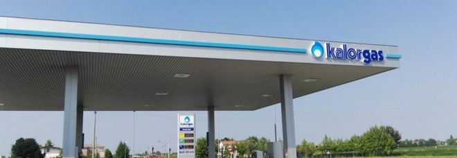PIANIGA La stazione di servizio Kalorgas presa di mira dal rapinatore solitario PIANIGA La stazione di servizio Kalorgas presa di mira dal rapinatore solitario
