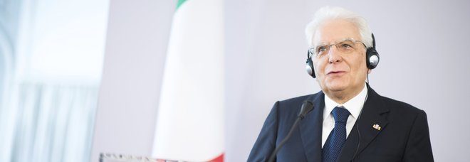 Sea Watch, Mattarella: ora abbassare toni, Ue affronti insieme nodo migranti Sea Watch, Mattarella: ora abbassare toni, Ue affronti insieme nodo migranti