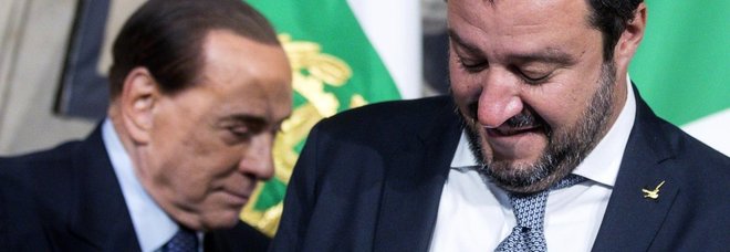 Berlusconi vede Salvini: «Fermati e poi votiamo» Berlusconi vede Salvini: «Fermati e poi votiamo»
