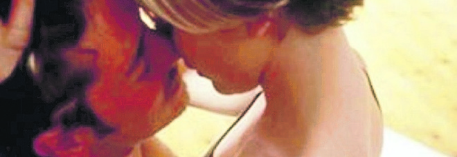 Sesso, boom di infezioni veneree: torna la sifilide. «Troppe app di incontri»