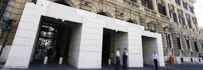 Crescita, il decreto del Tesoro. Obiettivo: evitare la manovra bis Crescita, il decreto del Tesoro. Obiettivo: evitare la manovra bis