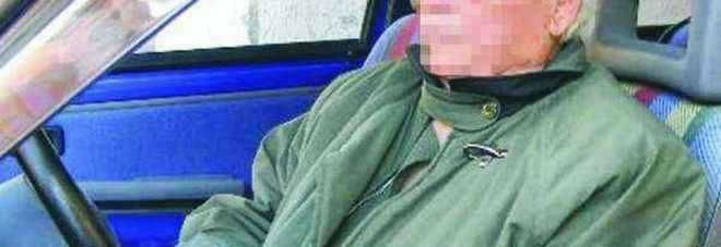 Nonni 90enni al volante, strage di punti patente: scatta l'indagine sui parenti "furbetti" Nonni 90enni al volante, strage di punti patente: scatta l'indagine sui parenti "furbetti"