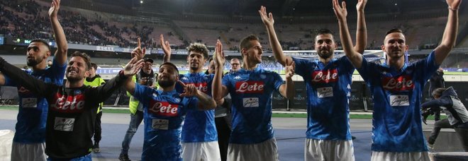 Il Napoli asfalta l'Inter (4-1): show di Fabian Ruiz