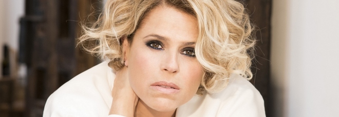 Tosca in gara a Sanremo: «Polemiche su sessismo e Junior Cally? Pensiamo a tette e culi in tv ogni giorno»