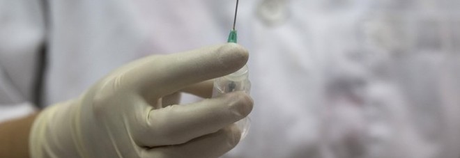 Lasciato dalla ragazza si vendica: «Ho l'Aids e l'epatite, spero di averti contagiata»