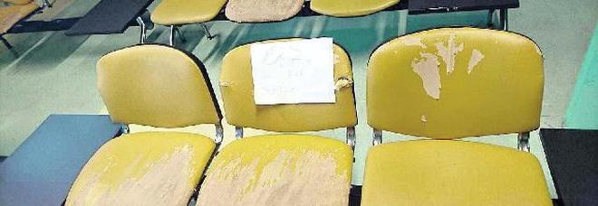 Il Pronto soccorso cade a pezzi: lo tiene in piedi il personale Il Pronto soccorso cade a pezzi: lo tiene in piedi il personale