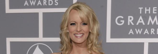 Stormy, lo scandalo con Trump rilancia la sua carriera: arrivano boutique, film e tournée