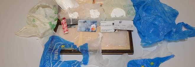 E' ai domiciliari per droga:
gli trovano in casa
350 grammi di cocaina