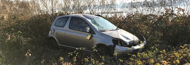 La Toyota Yaris della donna La Toyota Yaris della donna