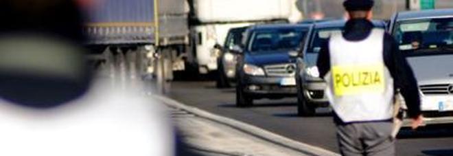Guidava contromano sulla grande viabilità: via la patente ad un 67enne Guidava contromano sulla grande viabilità: via la patente ad un 67enne
