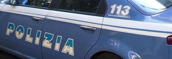 Pugni in faccia ai passanti senza motivi, arrestato picchiatore seriale