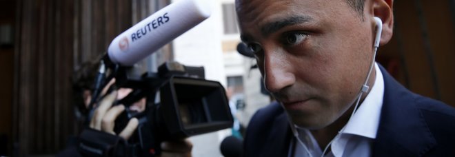 Di Maio: per colpa di Salvini salteranno reddito di cittadinanza e quota 100 Di Maio: per colpa di Salvini salteranno reddito di cittadinanza e quota 100