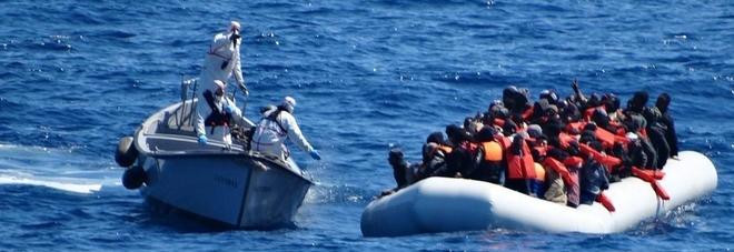 Migranti, Salvini: stop a missione Sophia senza nuove regole Migranti, Salvini: stop a missione Sophia senza nuove regole