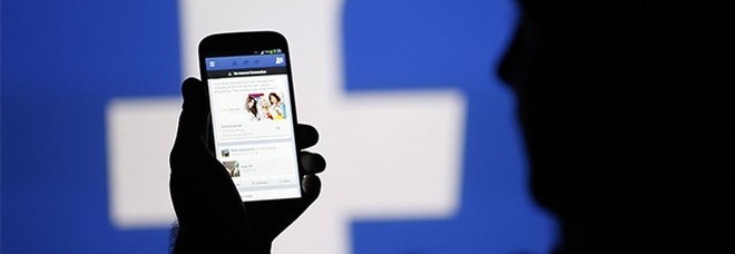 Il logo Facebook Il logo Facebook