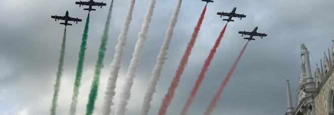 Le Frecce tricolori a Venezia Le Frecce tricolori a Venezia