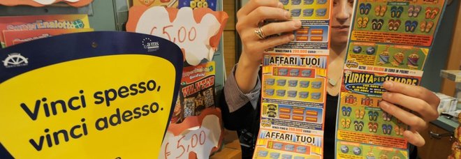 Riceve in eredità 90 mila euro: li dilapida "Gratta e vinci"