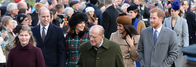 Meghan Markle, ecco i bizzarri regali di Natale che hanno conquistato la famiglia reale Meghan Markle, ecco i bizzarri regali di Natale che hanno conquistato la famiglia reale