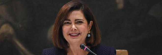 "Augurò" lo stupro alla Boldrini: sindaco leghista condannato a 20 mila euro di multa "Augurò" lo stupro alla Boldrini: sindaco leghista condannato a 20 mila euro di multa