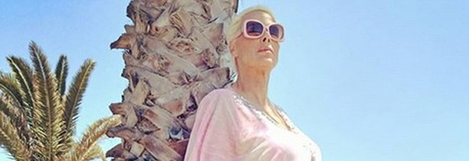 Brigitte Nielsen e il mistero
del pancione: è davvero
incinta. Quinto figlio a 54 anni