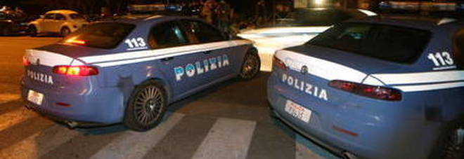 Migrante violenta una ragazza fuori dalla discoteca al Parco del Valentino e poi scappa: arrestato
