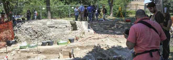 Ostia, scoperto mausoleo del III secolo con iscrizioni terribili e maledizioni