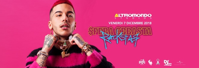 «Sfera a mezzanotte
e 40 cantava a Rimini»
Una pioggia di insulti