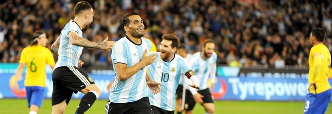 Parte bene l'Argentina di Sampaoli: basta Marcado per stendere il Brasile Parte bene l'Argentina di Sampaoli: basta Marcado per stendere il Brasile